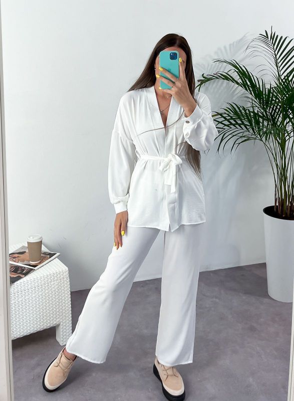 Suit (blouse-robe and trousers)